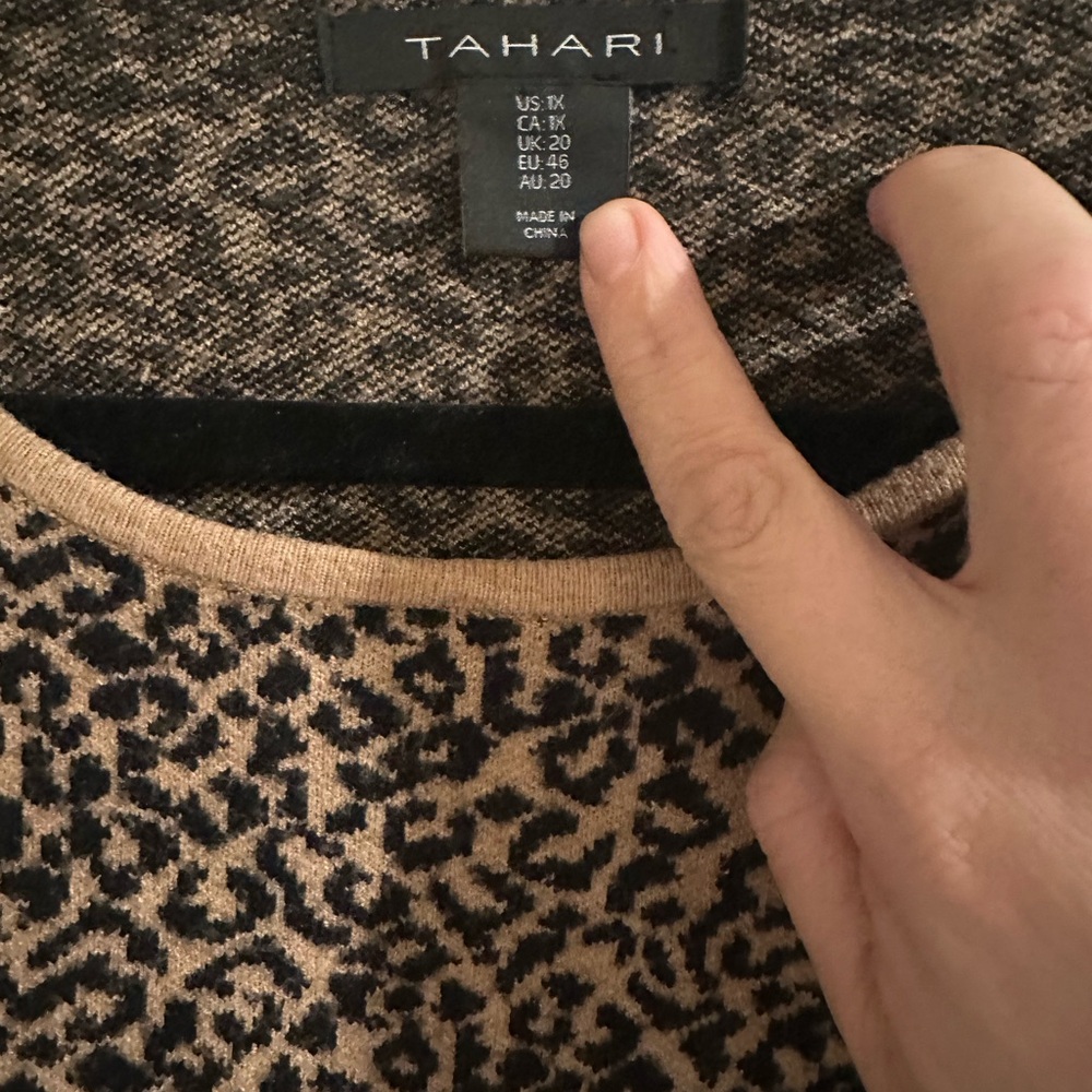 Tahari Women's Leopard Print Sweater - Brown